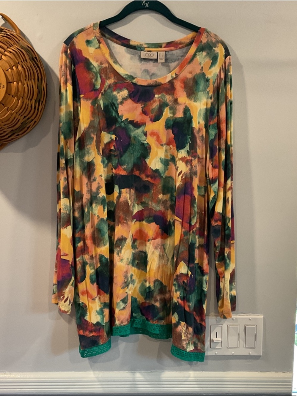 LOGO by Lori Goldstein top